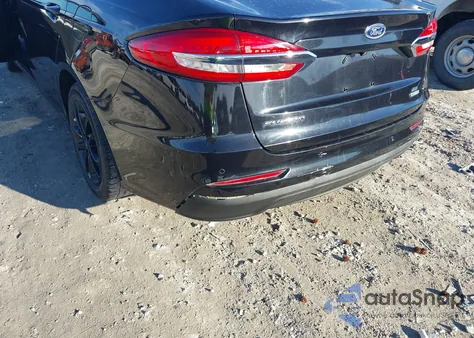 2020 Ford Fusion Se z USA, uszkodzony, nr VIN 3FA6P0HD2LR172330